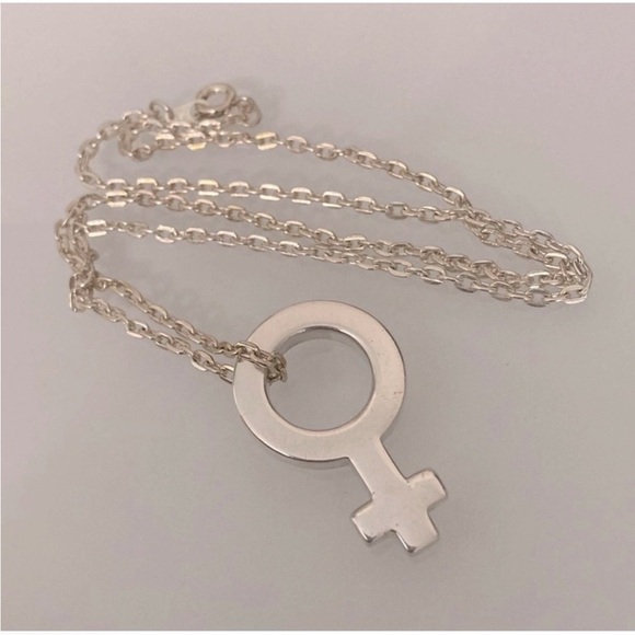 GUCCI Female Symbol Pendant Charm 925 Sterling Silver RARE - Picture 3 of 9